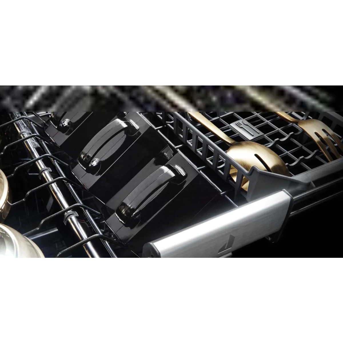 JennAir JDPSS246LL Top Control Built-In Dishwasher
