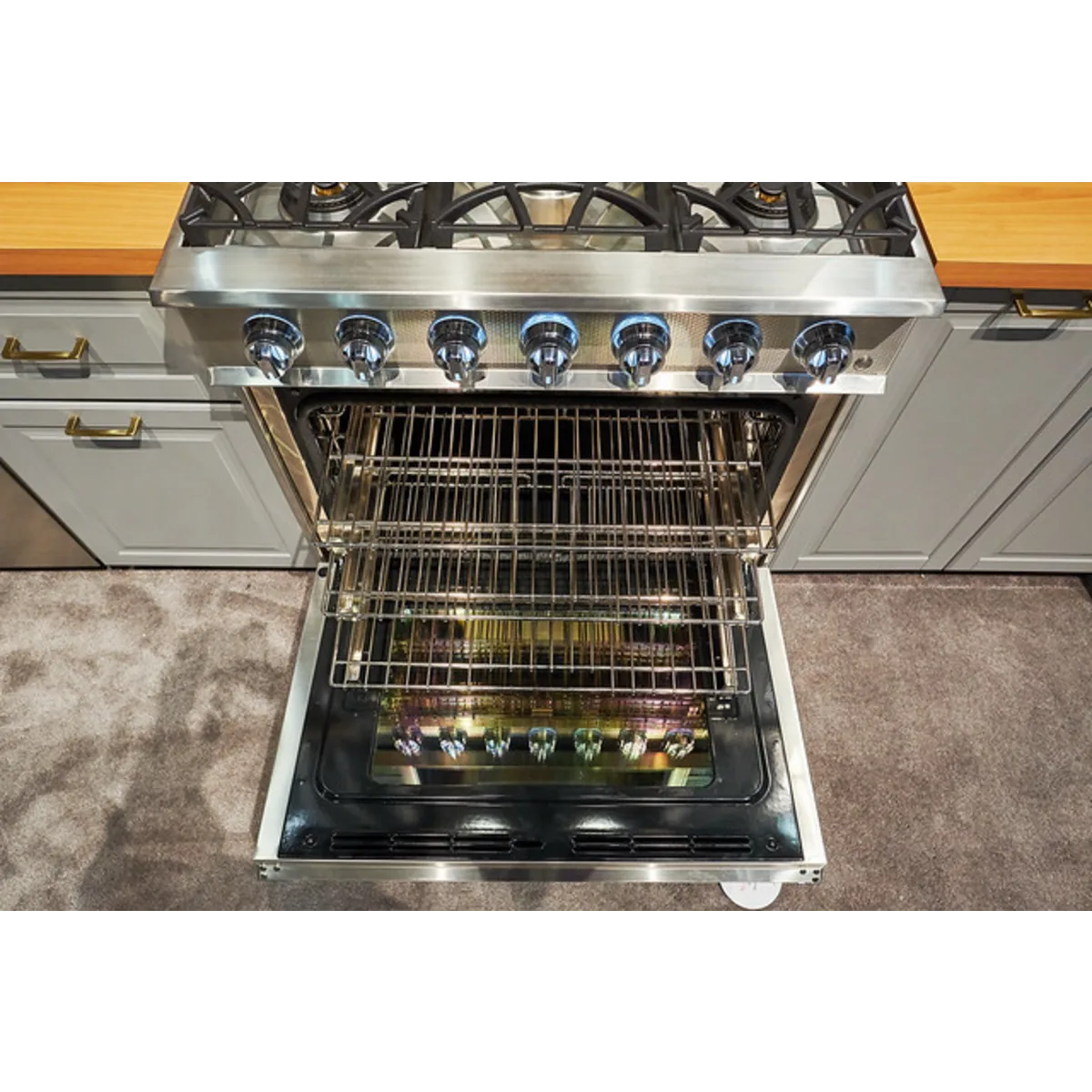 Hestan KRG365-NG Gas Range