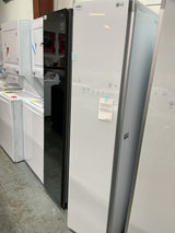 LG S3WFBN Garment Steamer (Open-Box / Scratch & Dent)