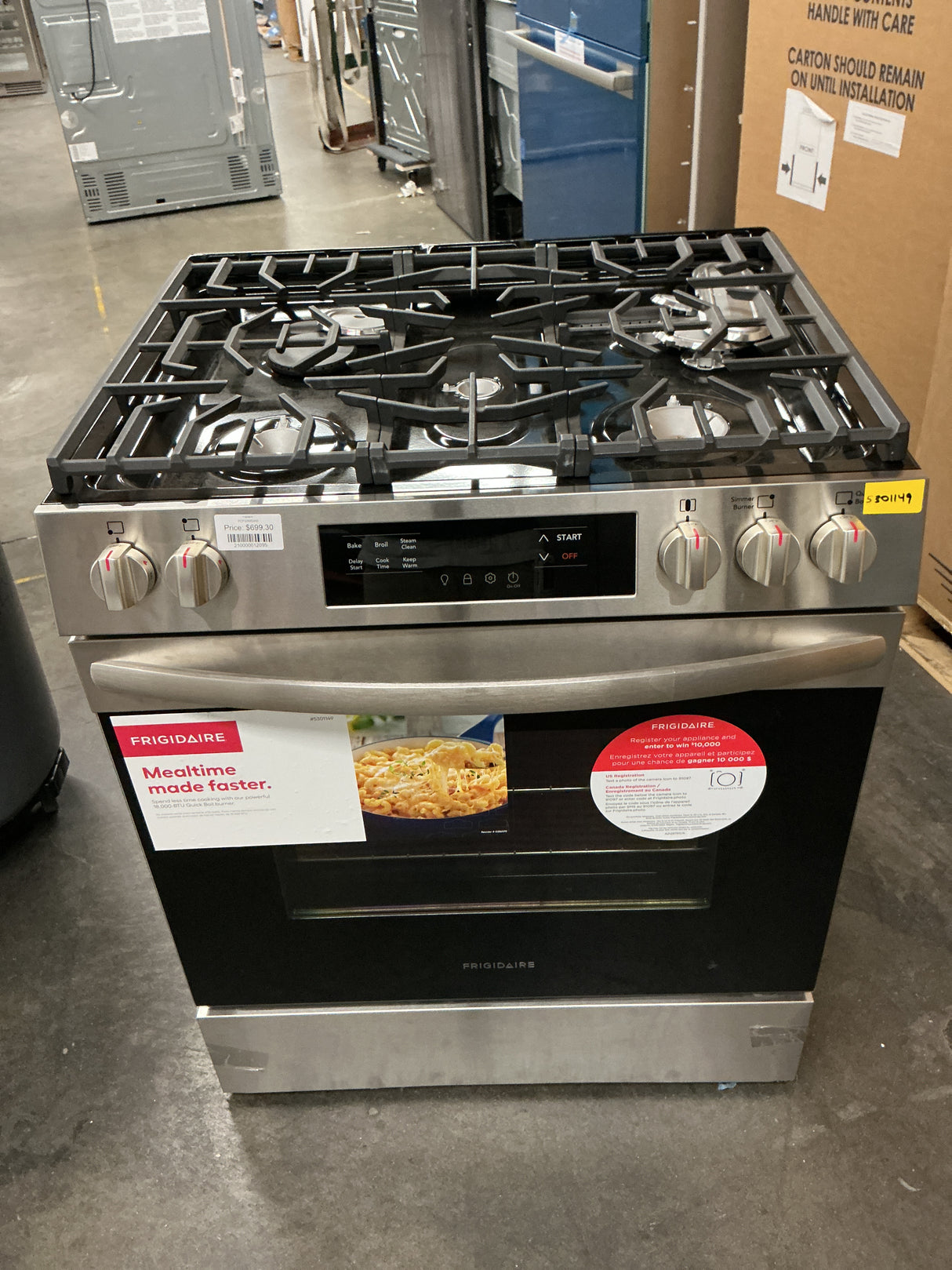 Frigidaire FCFG3062AS Gas Range (Open Box / Scratch & Dent)