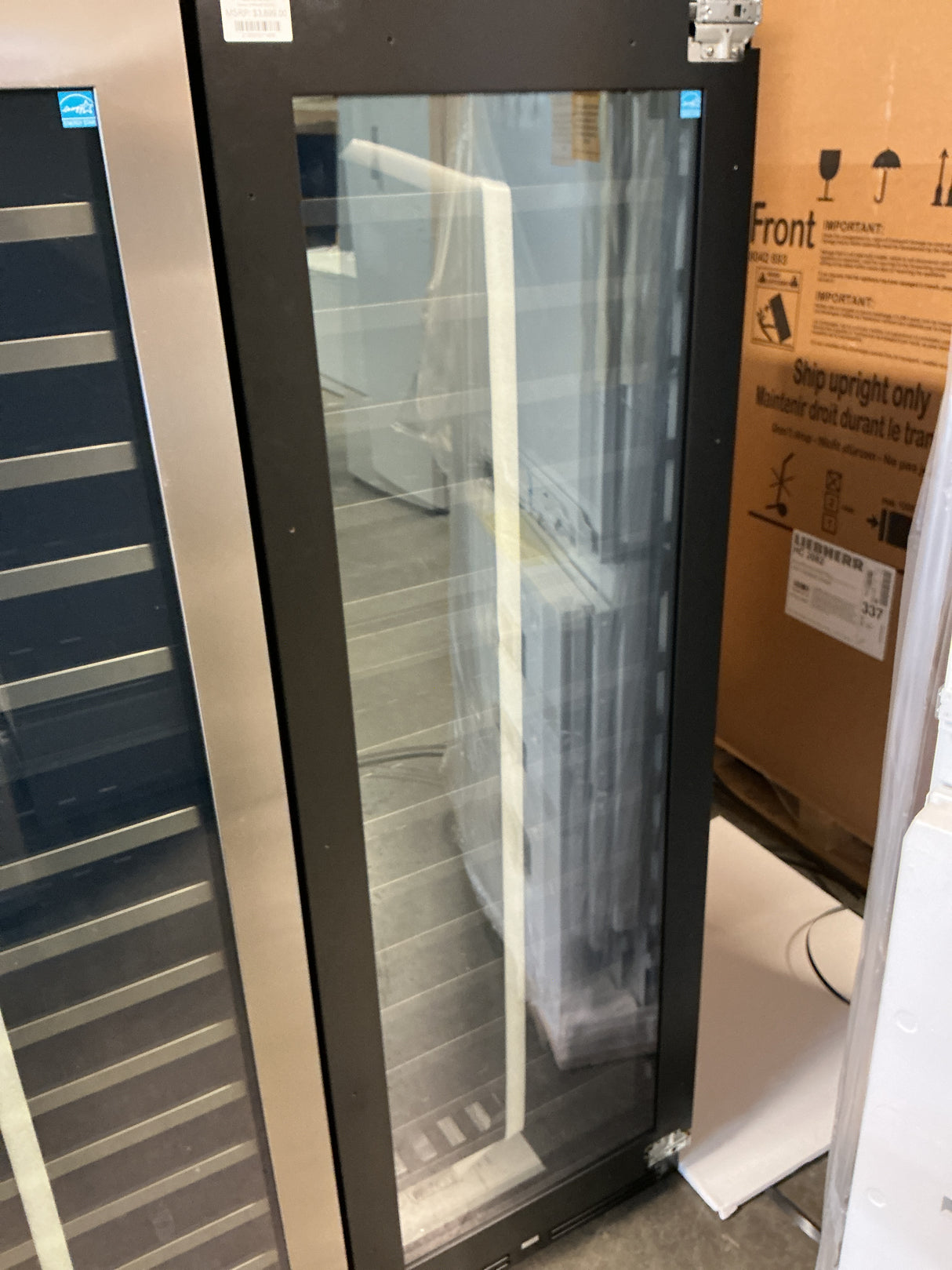 Zephyr PRW24F02CPG Freestanding Wine Fridge (Open-Box / Scratch & Dent)
