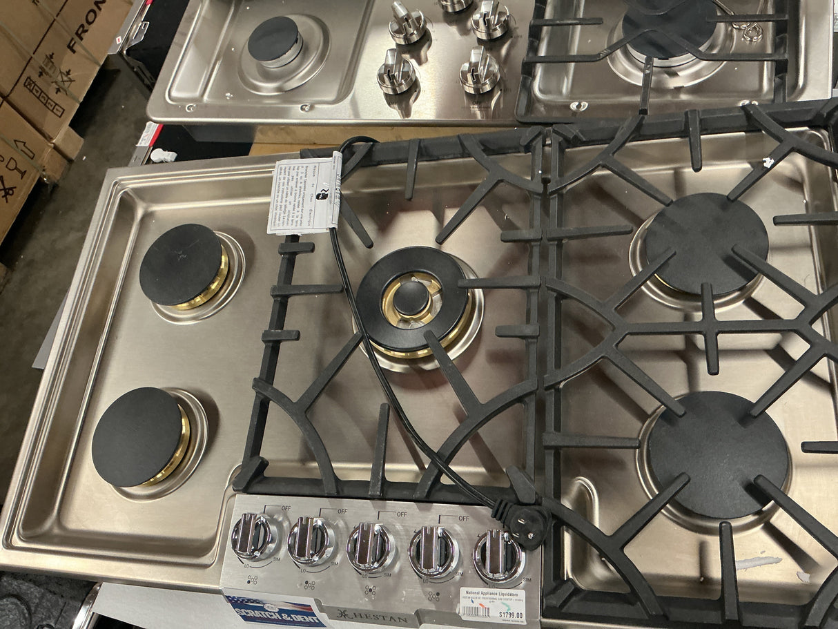 Hestan KGC36 Gas Cooktop (Open Box / Scratch & Dent) missing grate