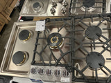 Hestan KGC36 Gas Cooktop (Open Box / Scratch & Dent) missing grate