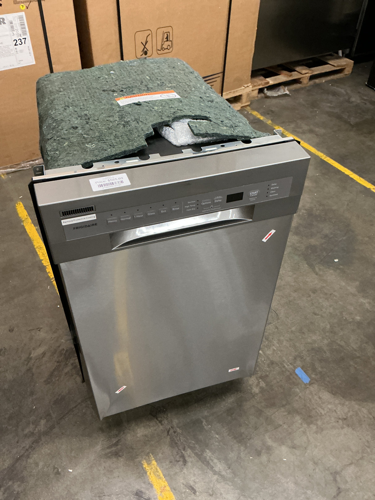 Frigidaire FFBD1831US Front Control Built-In Dishwasher (Open Box / Scratch & Dent)