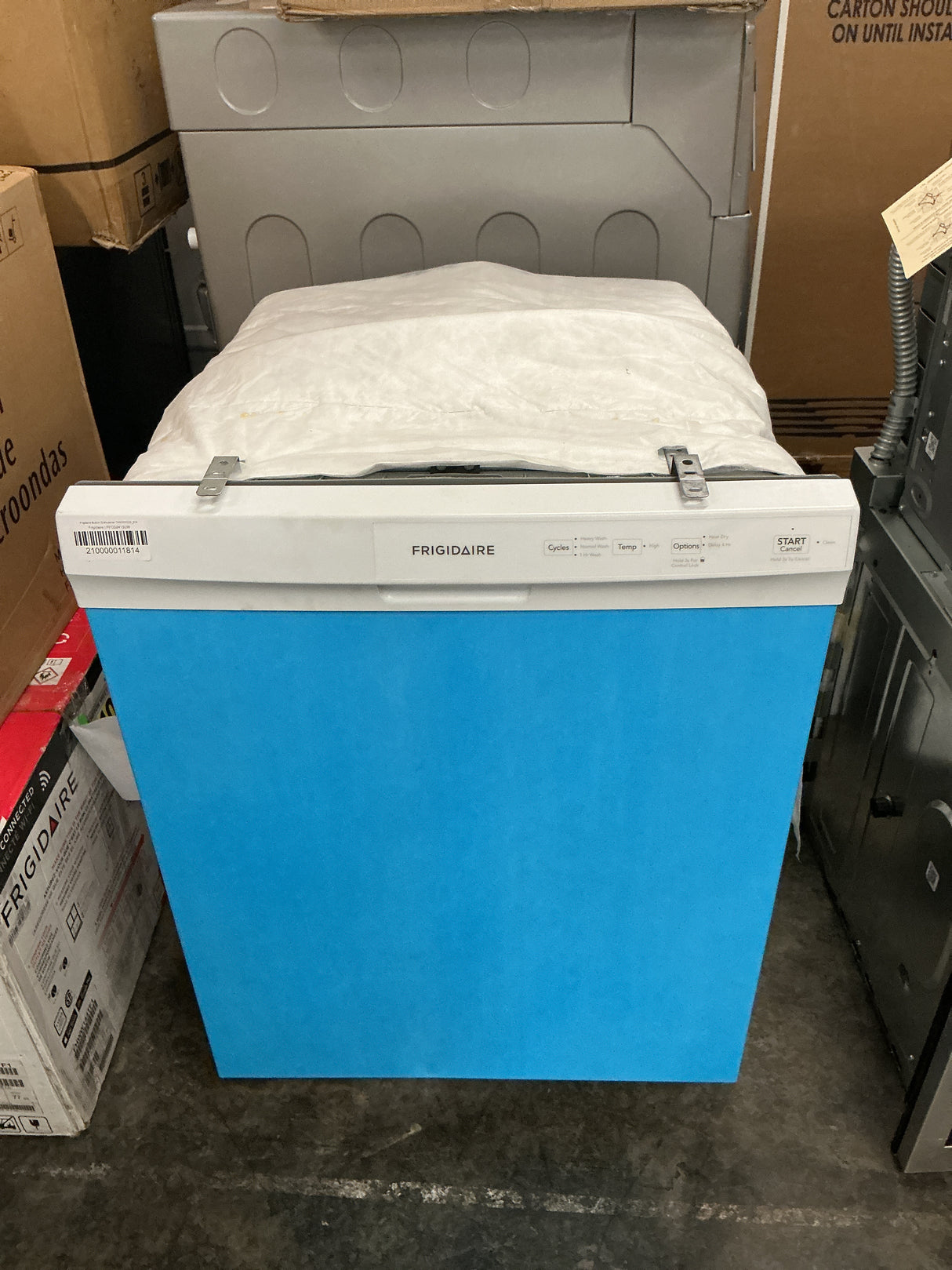 Frigidaire FFCD2413UW Front Control Built-In Dishwasher (Open Box / Scratch & Dent)