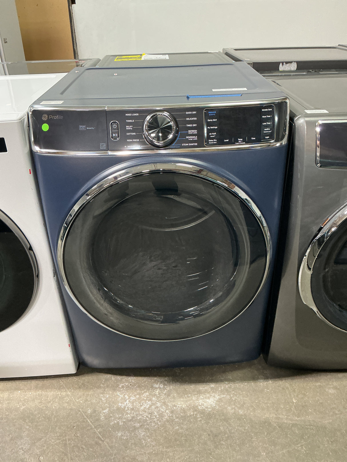 GE PFD87GSPVRS Gas Dryer (Open Box / Scratch & Dent)