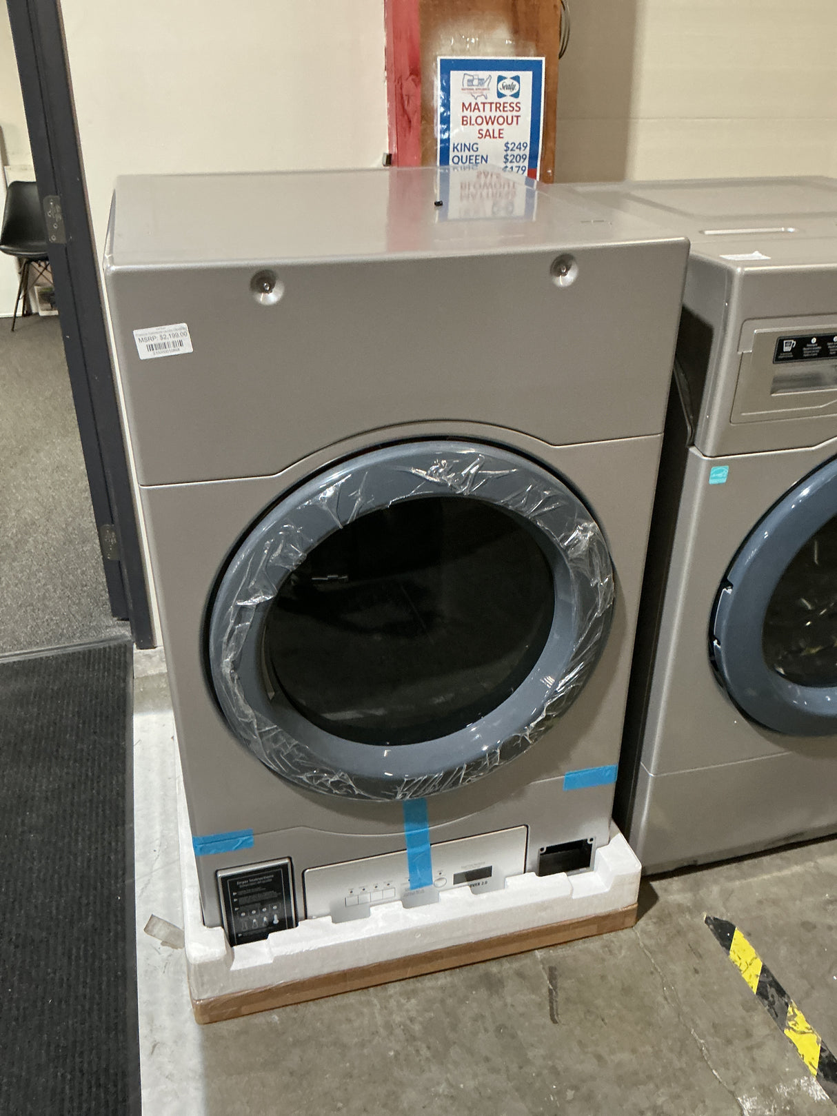 Crossover DLHS0817GC2 Commercial Gas Dryer (Open-Box / Scratch & Dent)