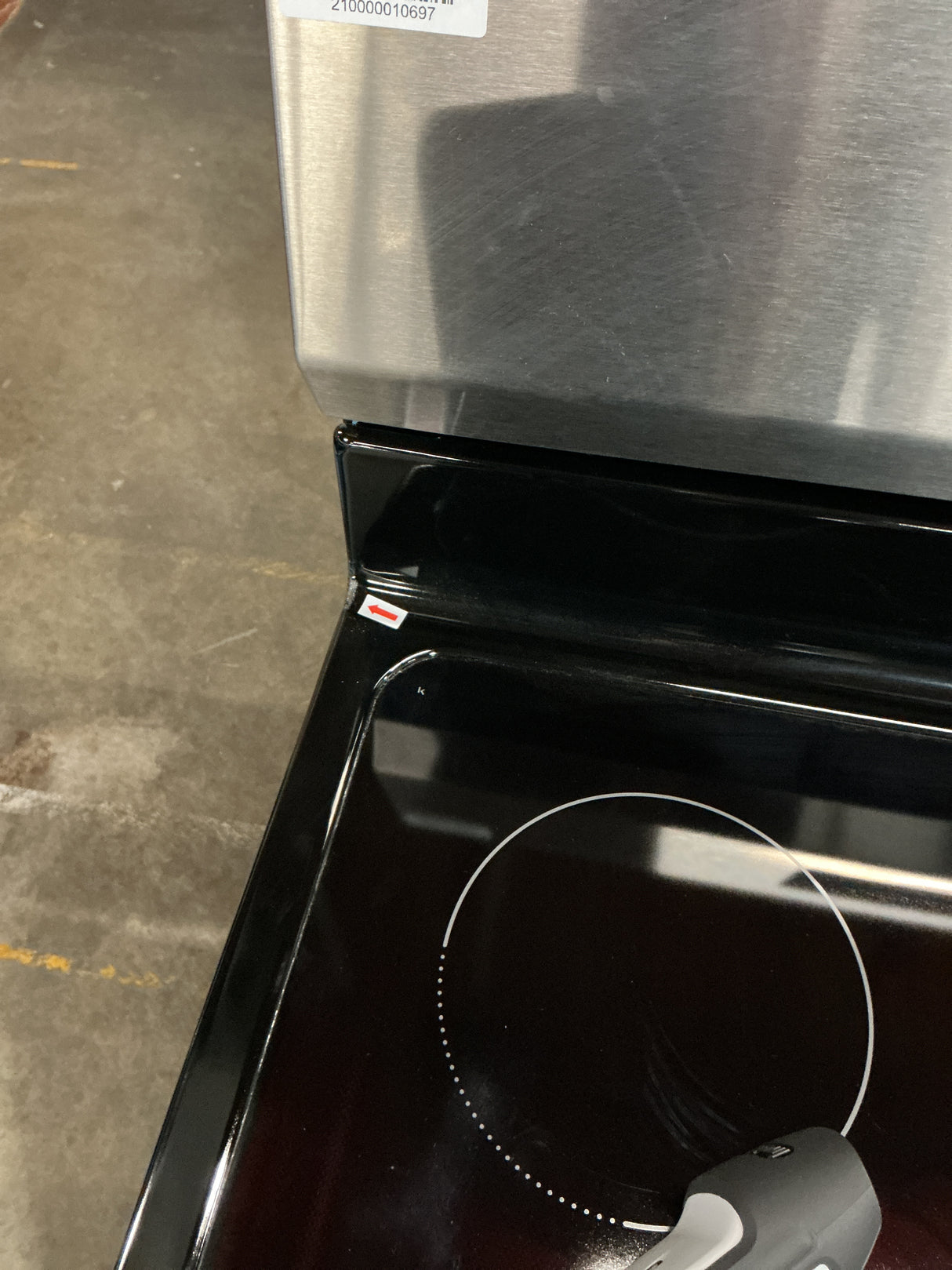 Frigidaire FCRE3083AS Electric Range (Open Box / Scratch & Dent)