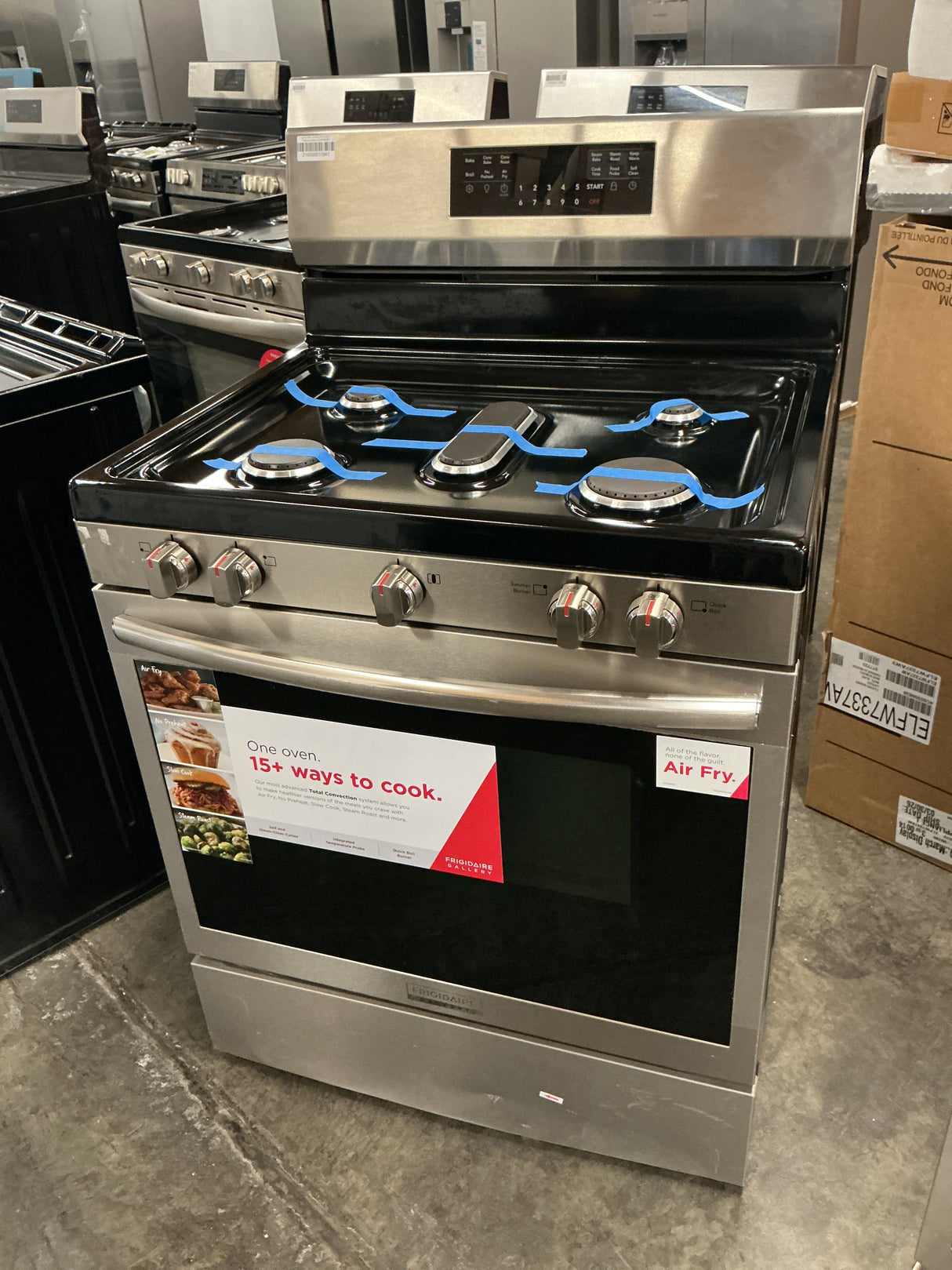 Frigidaire GCRG3060BF Gas Range (Open Box / Scratch & Dent)