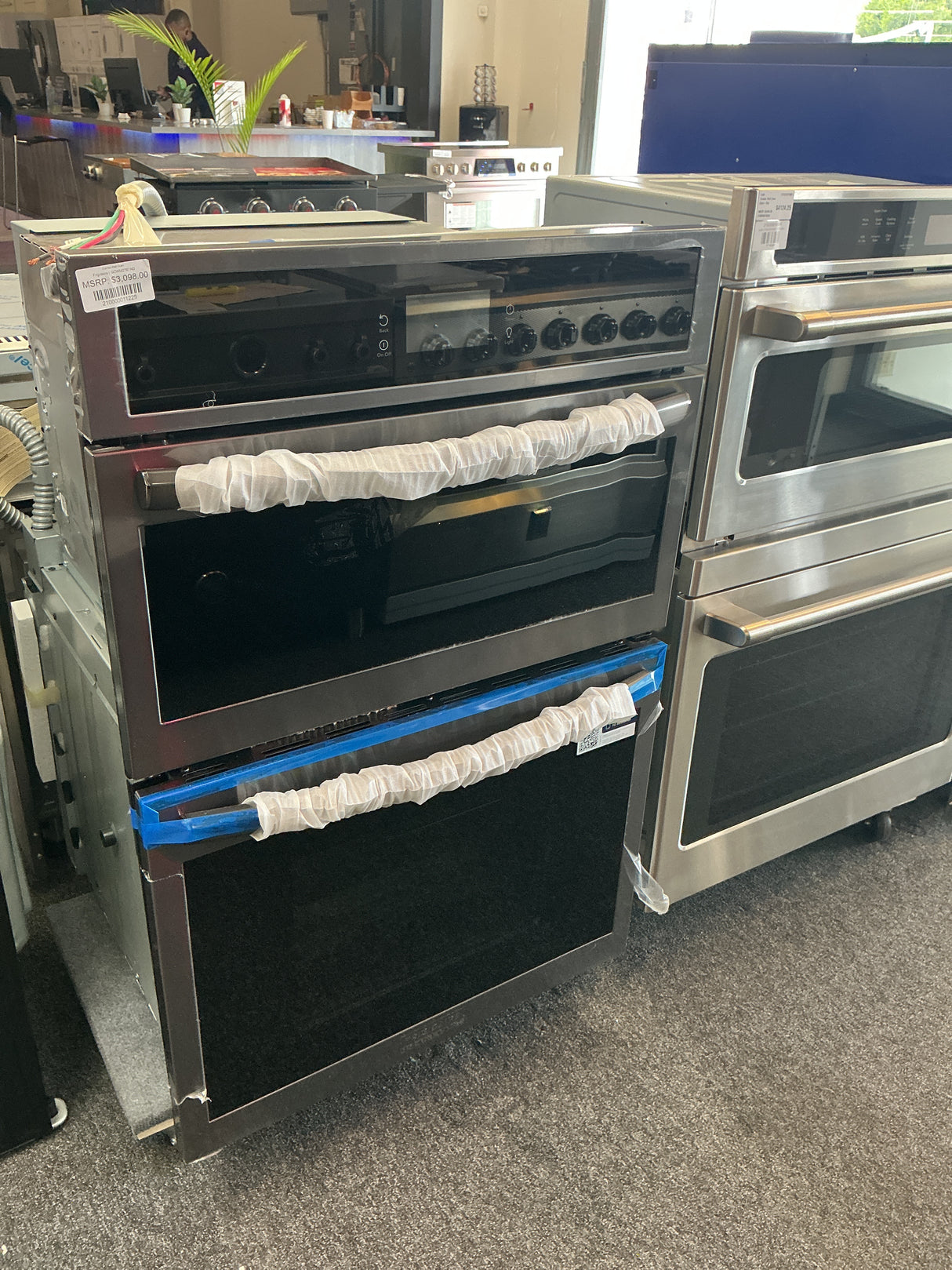 Frigidaire Gallery GCWM2767AD Combo Wall Oven (Open-Box / Scratch & Dent)