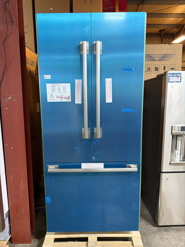 Bosch B36BT935NS - Benchmark 36-inch Built-In Bottom Freezer Refrigerator, Flat Hinge, Stainless Steel - Open Box