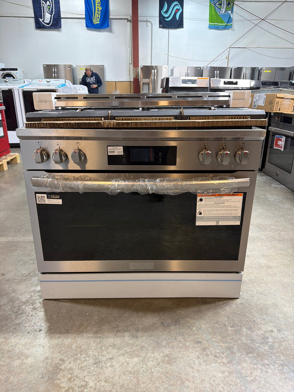 Frigidaire GCFD3661AF 36 Inch Freestanding Dual Fuel Range with 6 Sealed Burners, 4.6 cu. ft. Convection Oven - Open Box