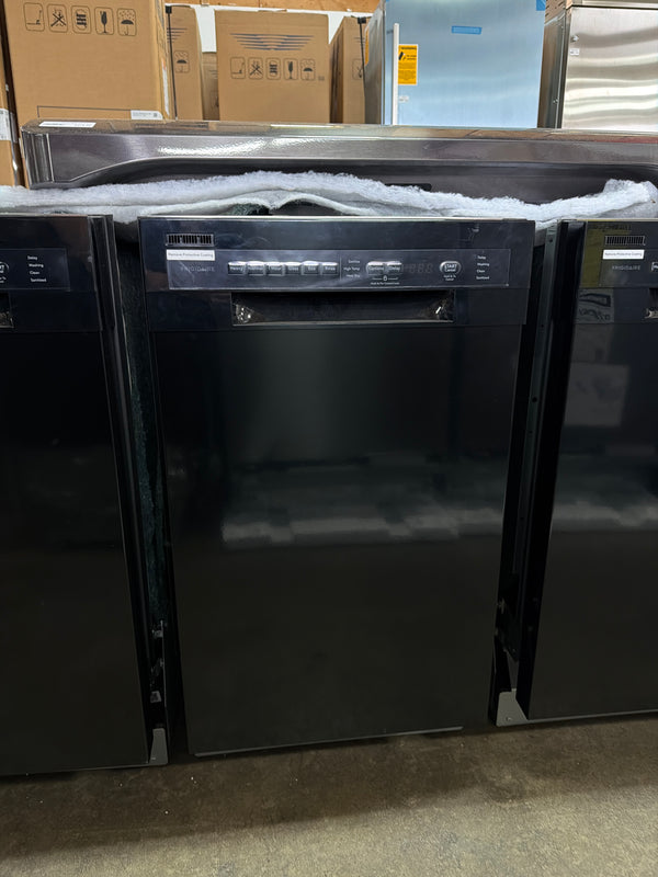 FRIGIDAIRE FFBD1831UB 18