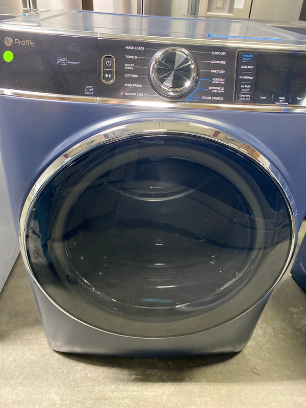 GE PFD87GSPVRS 28 Inch Front Load Smart Gas Dryer with 7.8 cu ft Capacity, Steam Cycle, Washer Link, Built In Wi-Fi, Steam Sanitize, Quick Dry, Reduce Static, Wrinkle Care, Damp Alert, 4 Way Venting,
