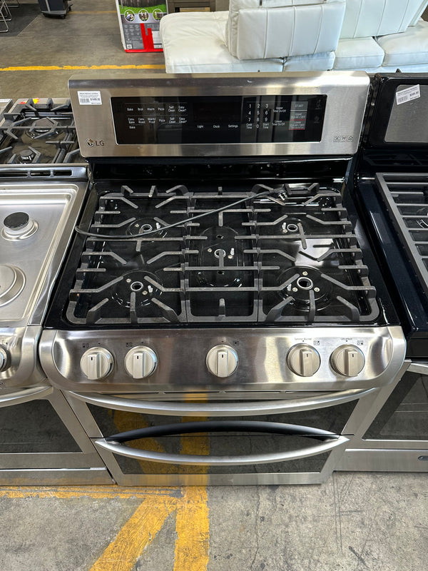 LG gas range with True Convection and UltraHeat burner