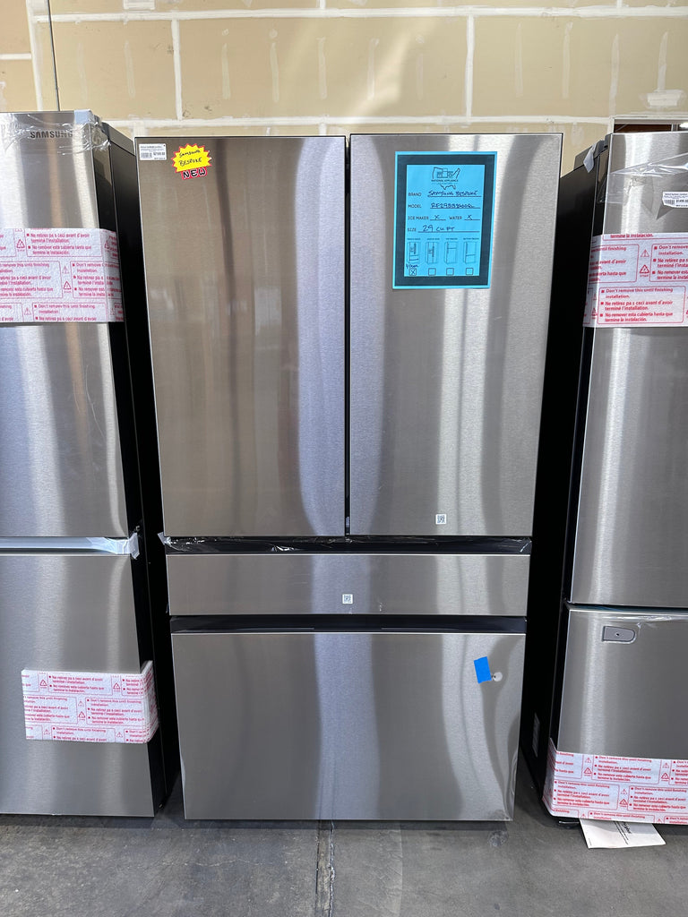 SAMSUNG Bespoke RF29BB8600QL 4-Door French Door Refrigerator (29 cu. ft.) with Beverage Center™ in Stainless Steel