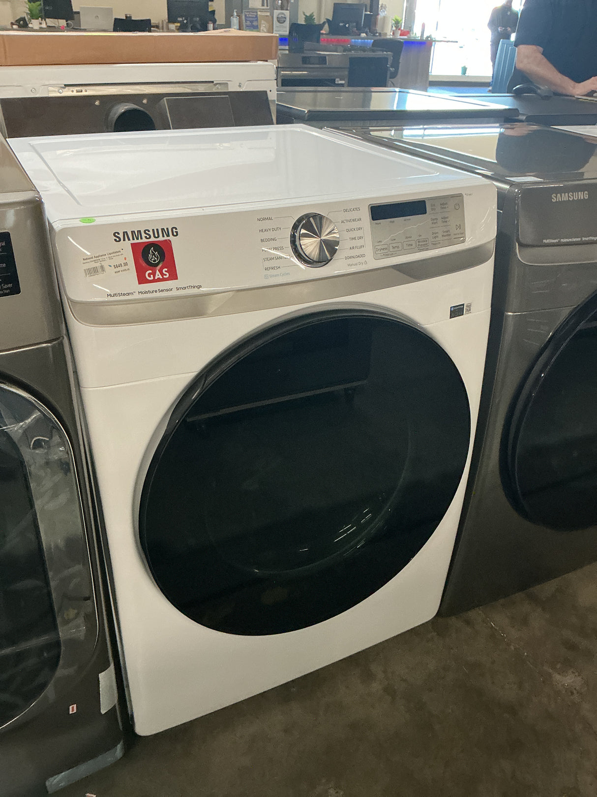 Samsung DVG45B6300W Gas Dryer (Open Box / Scratch & Dent)