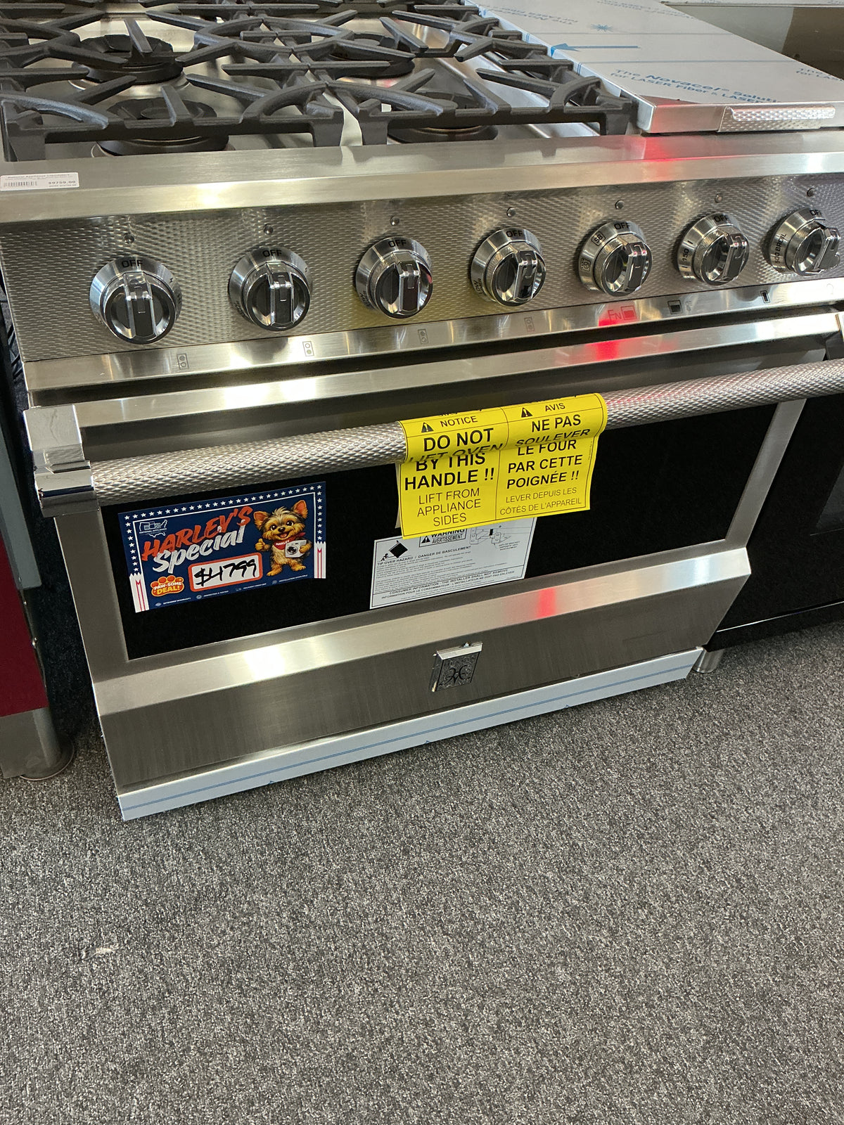 Hestan KRG364GD-NG Dual Fuel Range, Natural Gas (Open Box / Scratch & Dent)