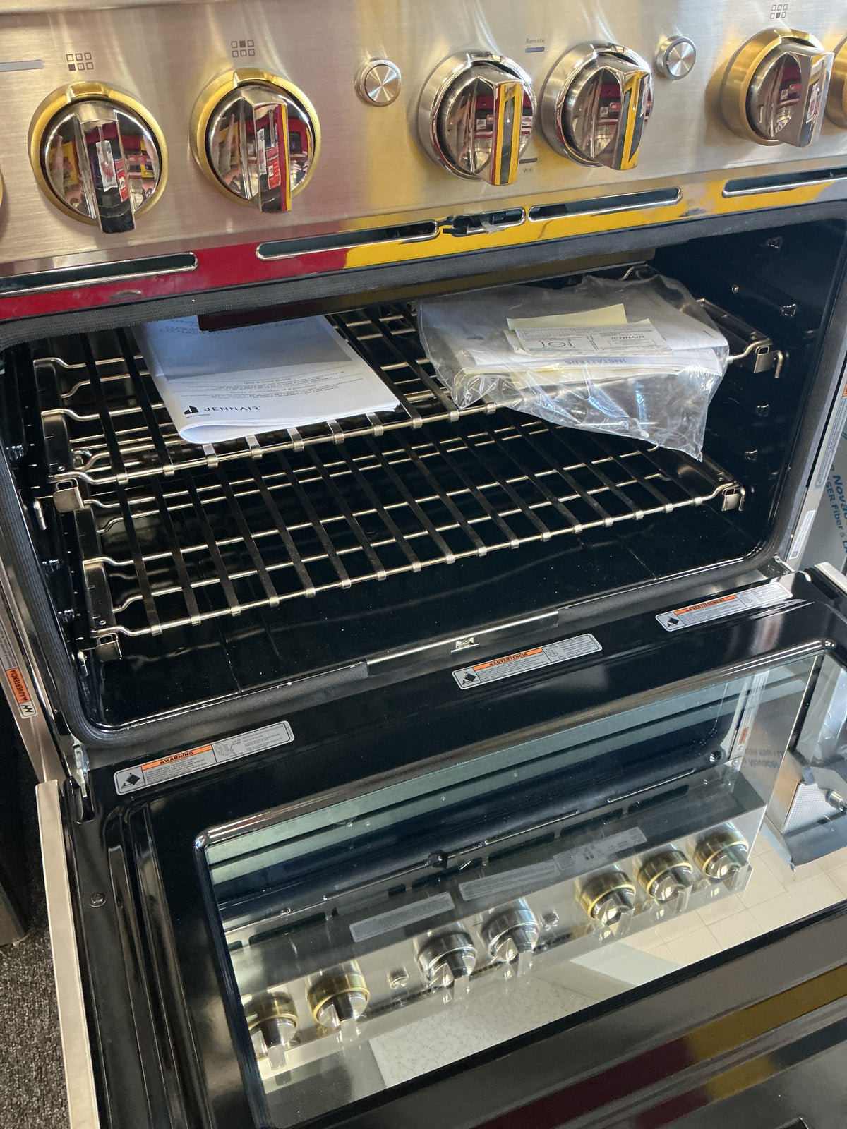 JennAir JDRP436HL Gas Range, 36 Inch (Open Box / Scratch & Dent)