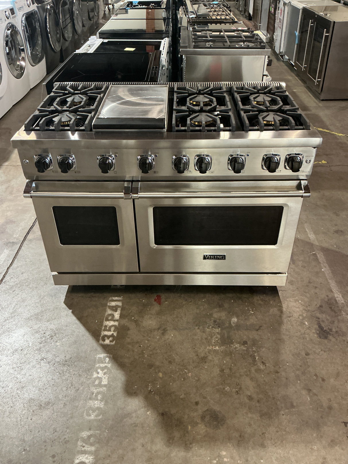 Viking VGR5486GSS Gas Range (Open Box / Scratch & Dent)