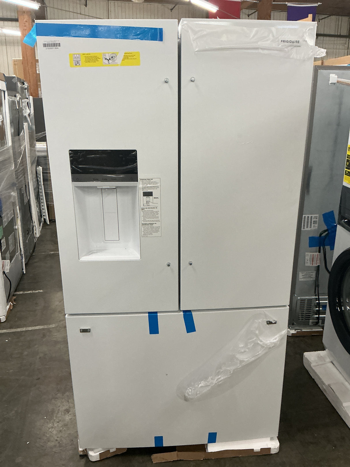 Frigidaire FRFS2823AW French Door Refrigerator (Open Box / Scratch & Dent)