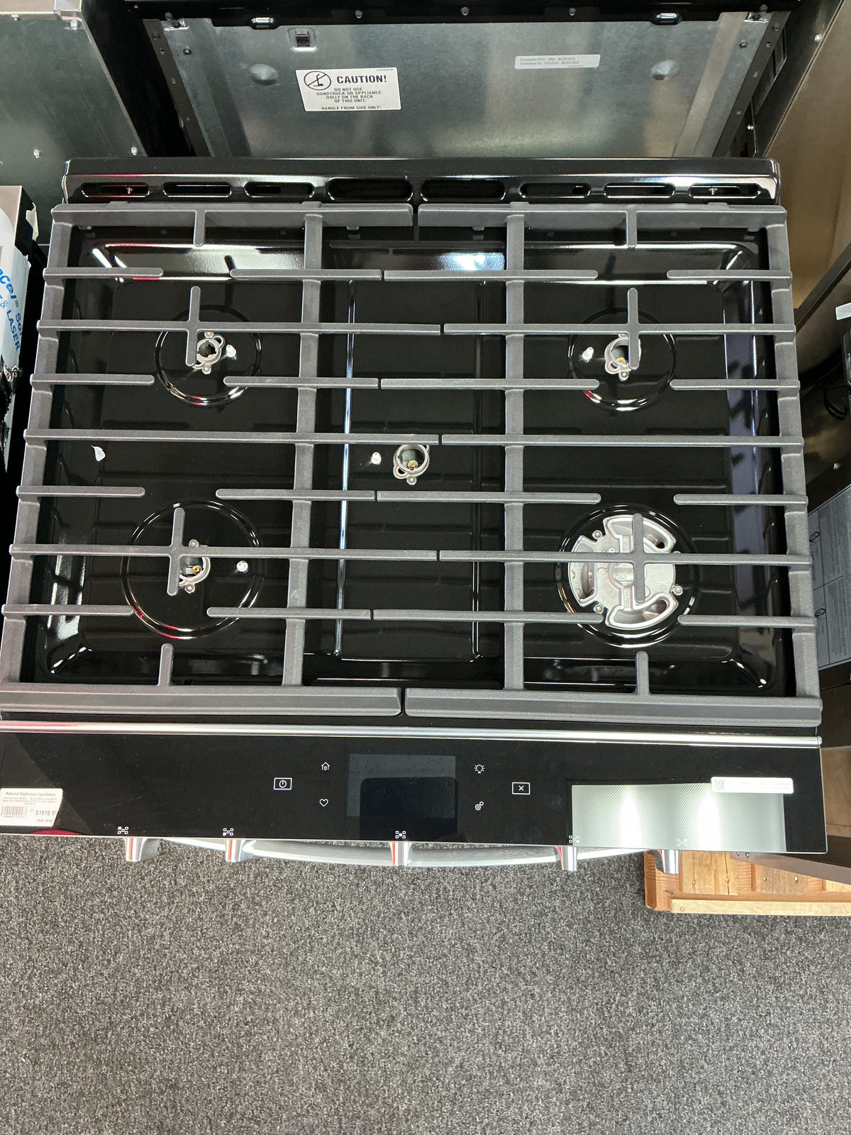 Whirlpool WEG750H0HZ Gas Range (Open Box / Scratch & Dent)