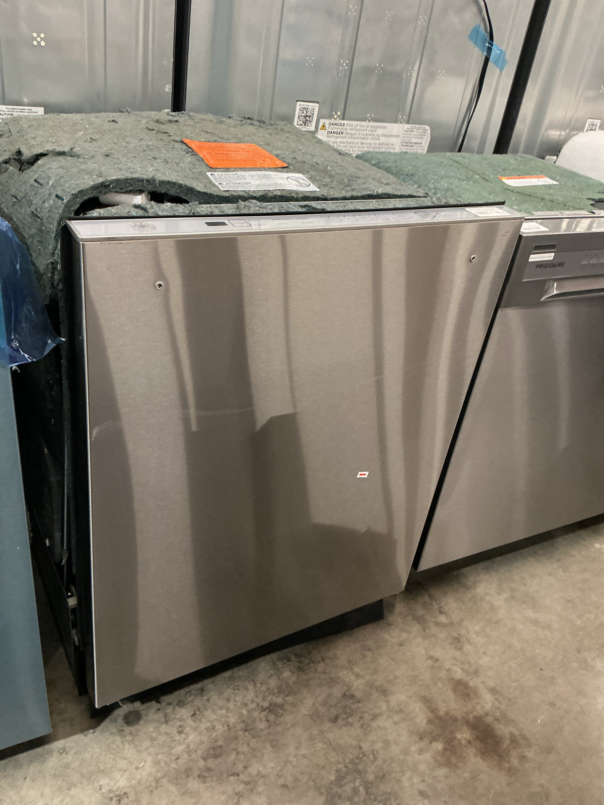 Bertazzoni DW24XT Top Control Built-In Dishwasher (Open Box / Scratch & Dent)