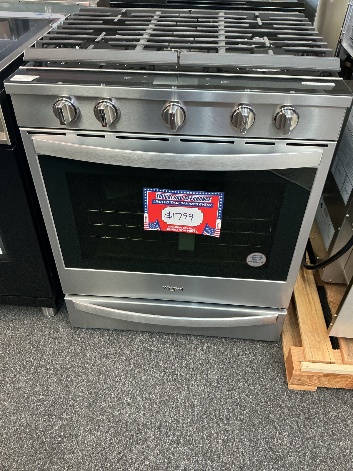 Whirlpool WEG750H0HZ Gas Range (Open Box / Scratch & Dent)