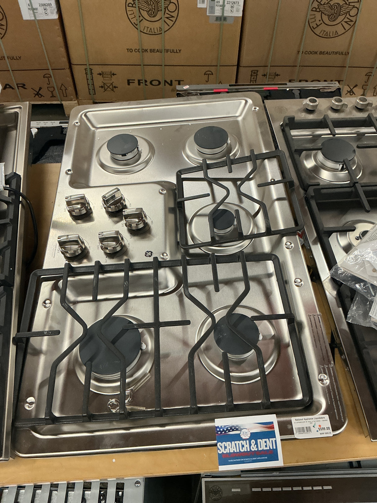 GE JGP3030DLWW Gas Cooktop, 30 Inch missing grate (Open Box / Scratch & Dent)