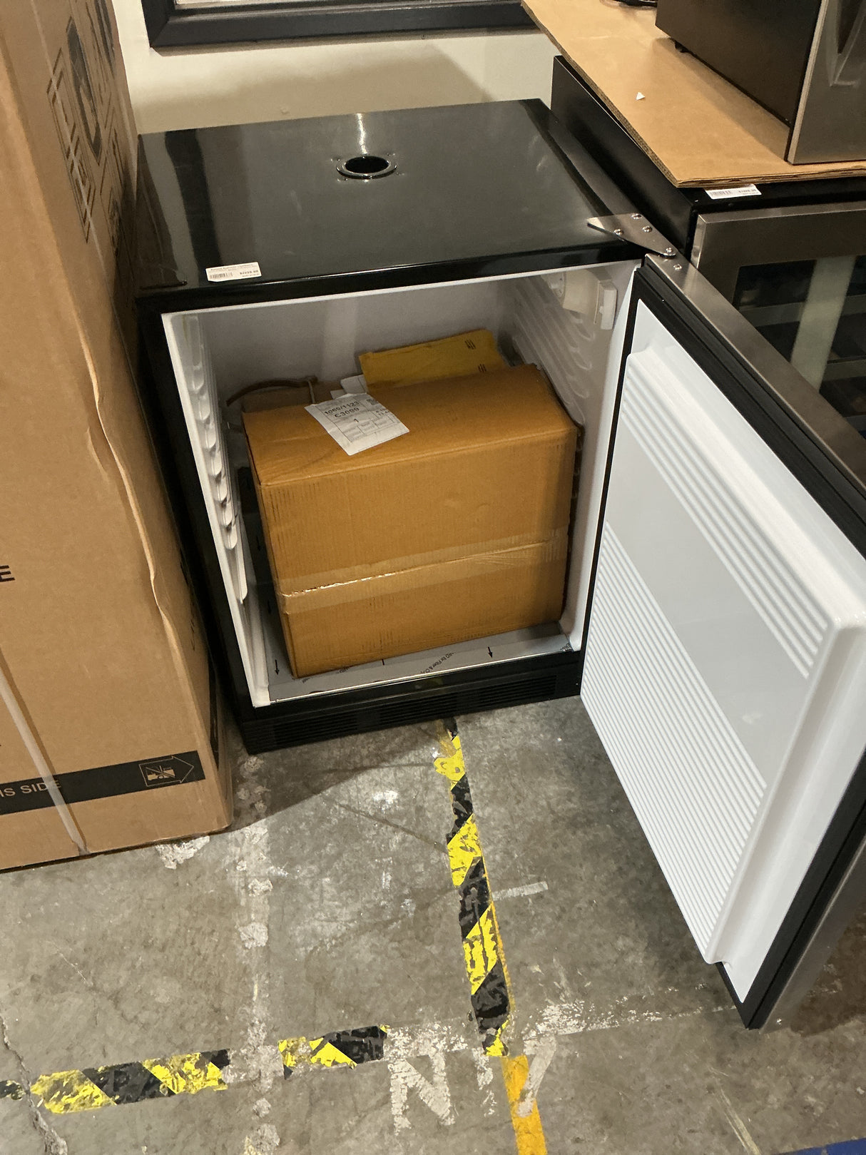 Summit SBC58BLBIADA 24 in Built-In ADA Kegerator, Black, ADA Height