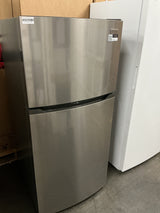 Frigidaire FFHT1425VV Top Freezer Refrigerator (Open Box / Scratch & Dent)