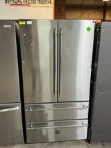 Bertazzoni REF36X/17 French Door Refrigerator (Open Box / Scratch & Dent)