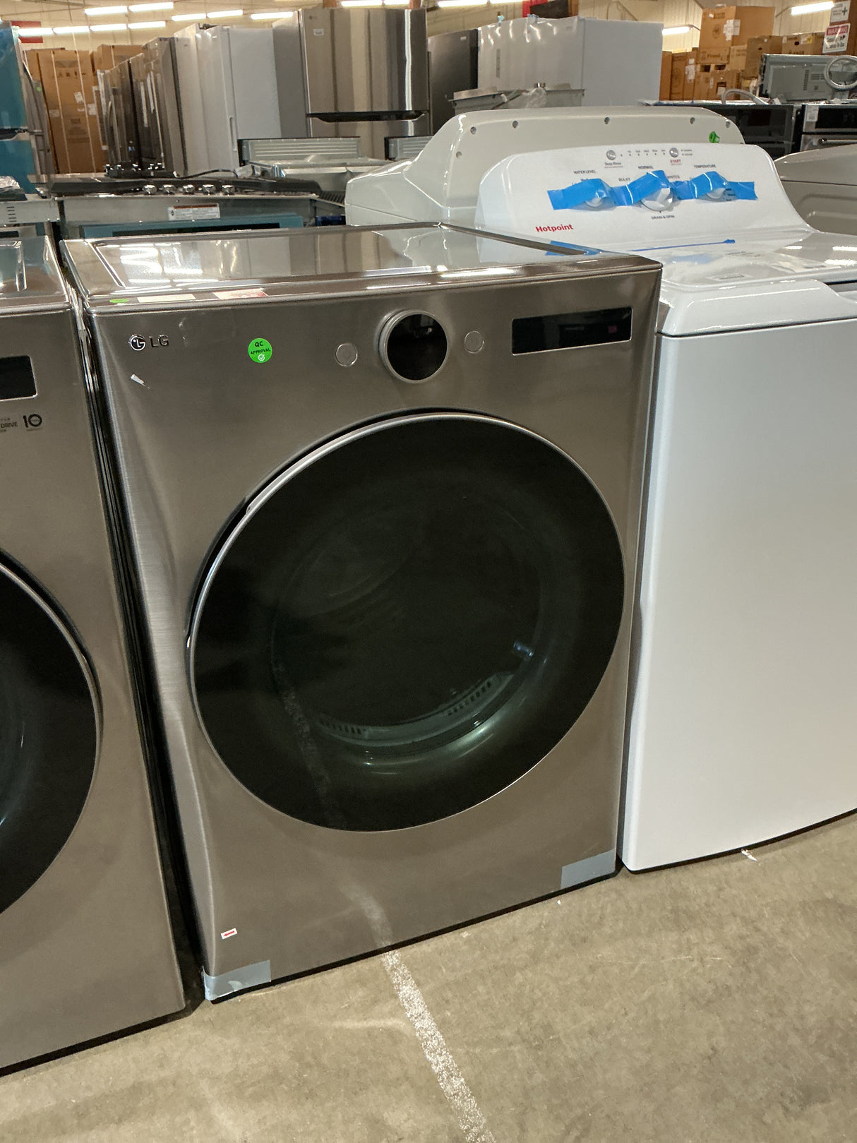 LG DLGX5501V Gas Dryer (Open Box / Scratch & Dent)