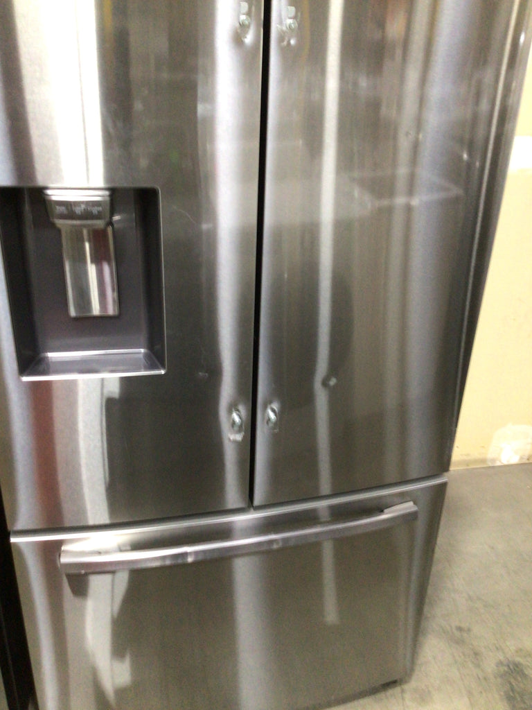 SAMSUNG French Door Refrigerator with Ice Maker