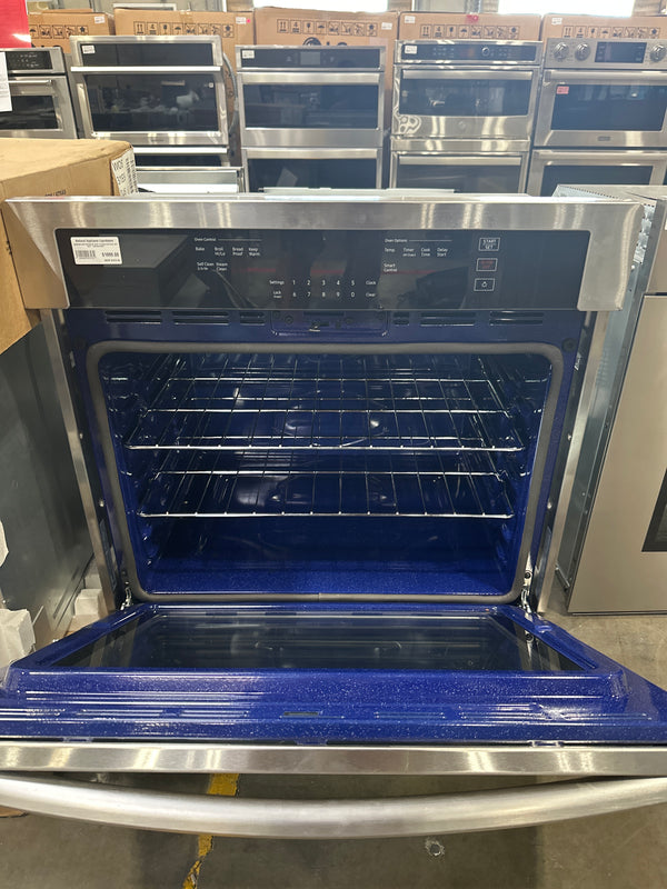 SAMSUNG Built-In Wall Oven Interior